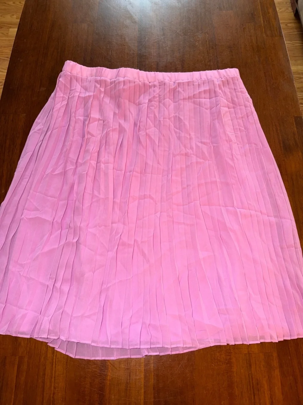 Banana Republic Ladies Pleated Lilac Midi Skirt. Petite. NWT. X-large.